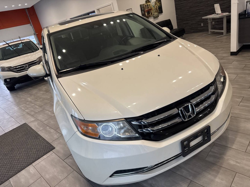 2015 Honda Odyssey Image 5