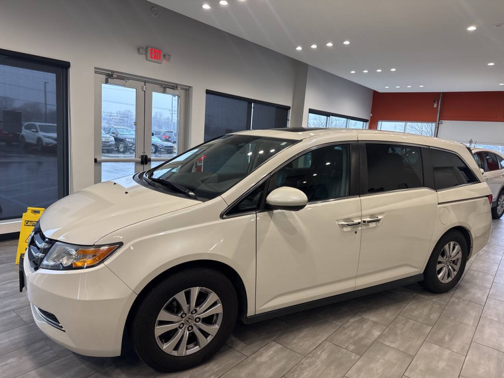 2015 Honda Odyssey Image 6