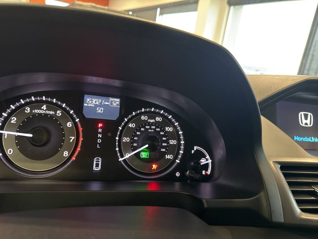 2015 Honda Odyssey Image 32