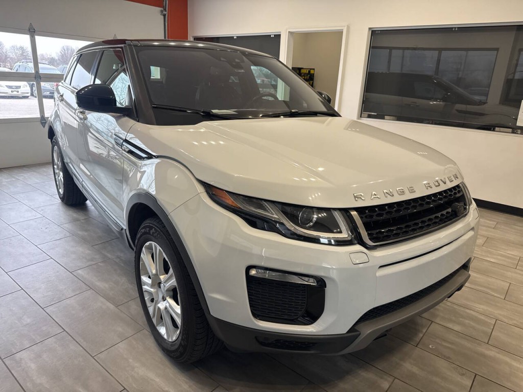 2017 Land Rover Range Rover Evoque Image 2