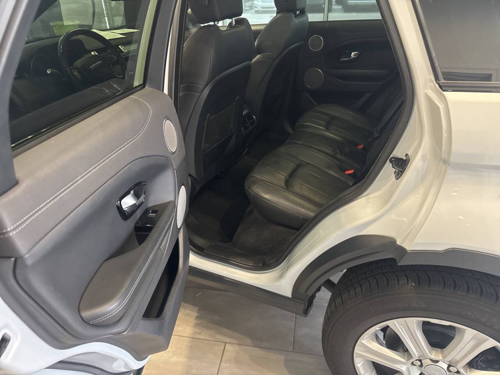 2017 Land Rover Range Rover Evoque Image 21