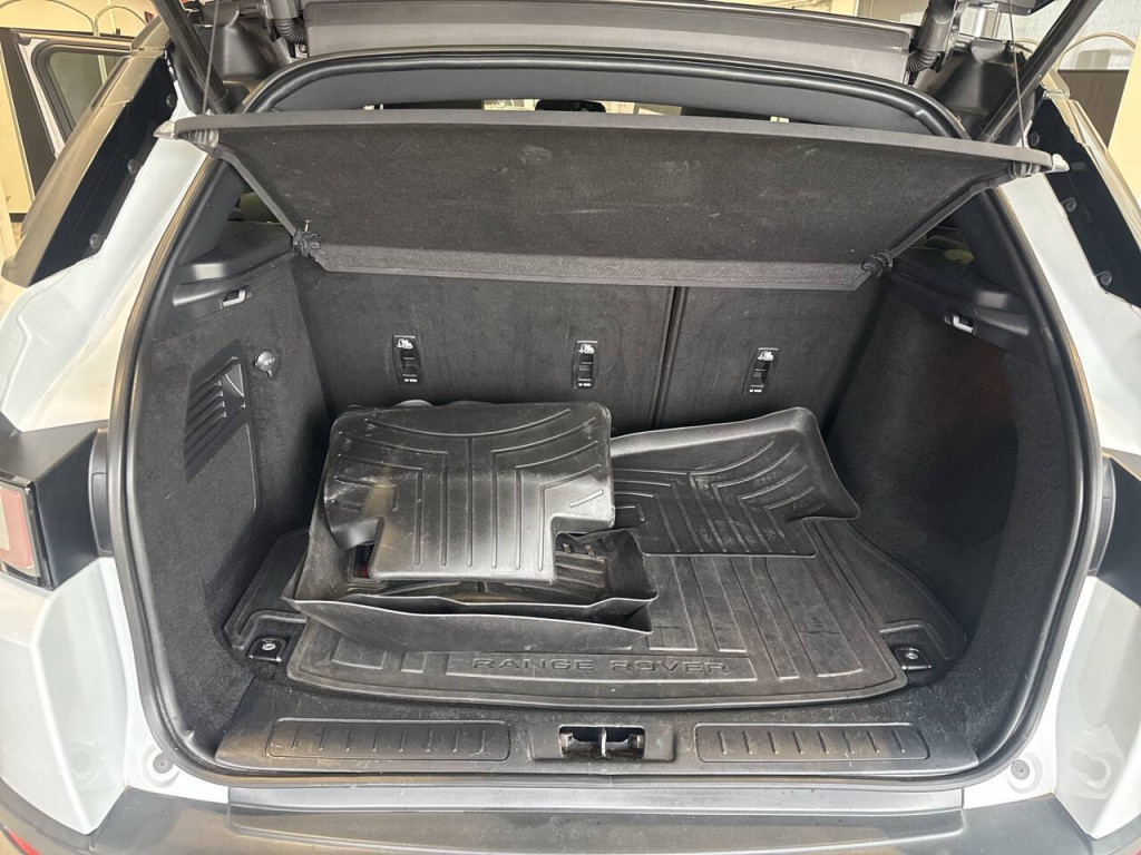 2017 Land Rover Range Rover Evoque Image 23