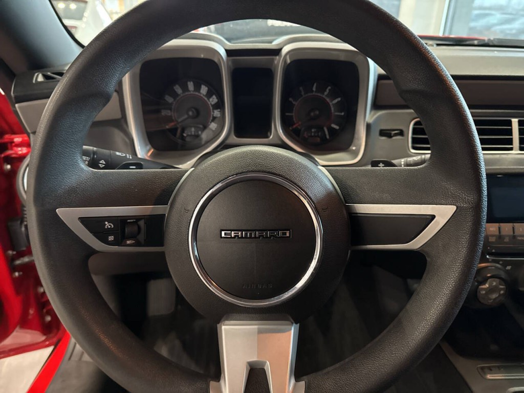 2011 Chevrolet Camaro Image 17