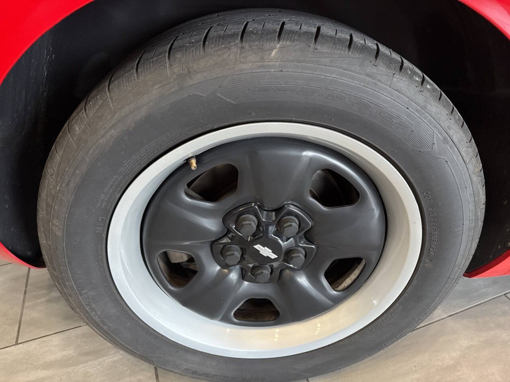 2011 Chevrolet Camaro Image 42