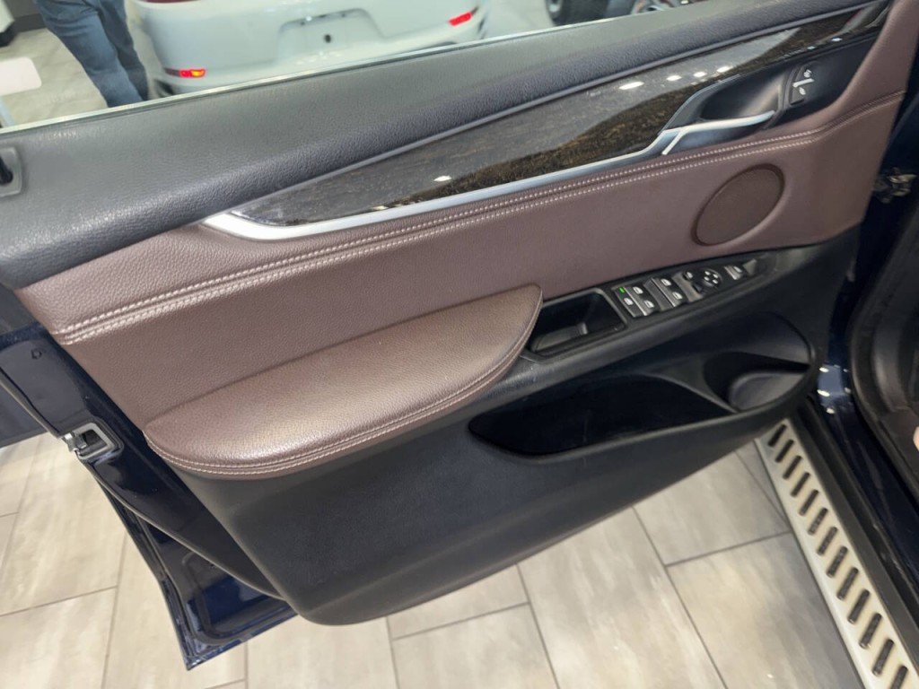 2016 BMW X5 Image 14