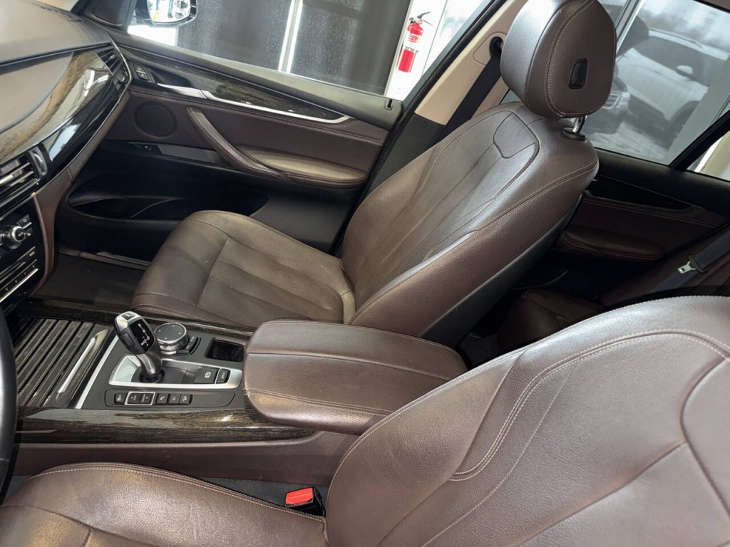 2016 BMW X5 Image 16