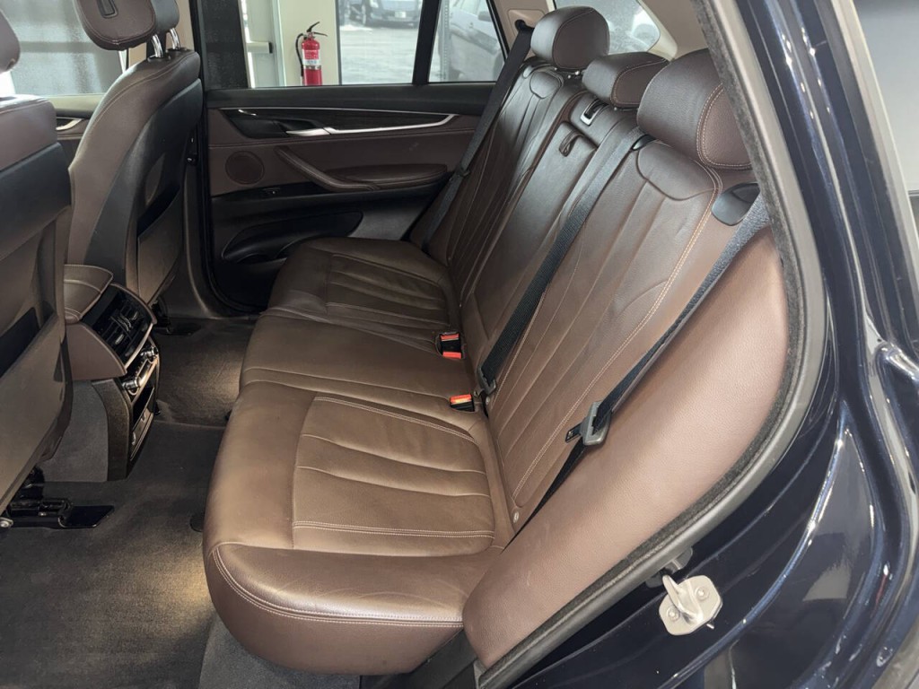 2016 BMW X5 Image 18