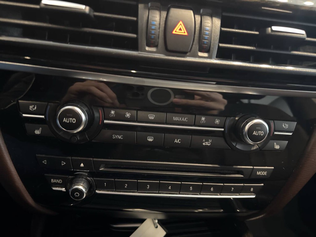 2016 BMW X5 Image 26