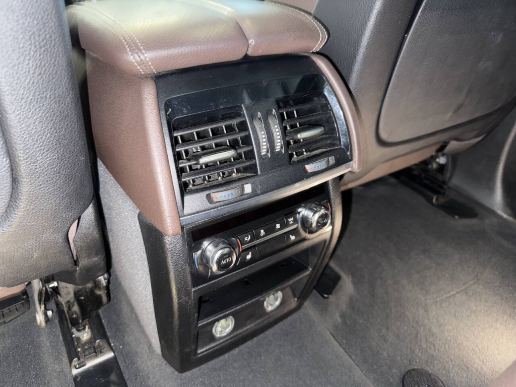 2016 BMW X5 Image 29