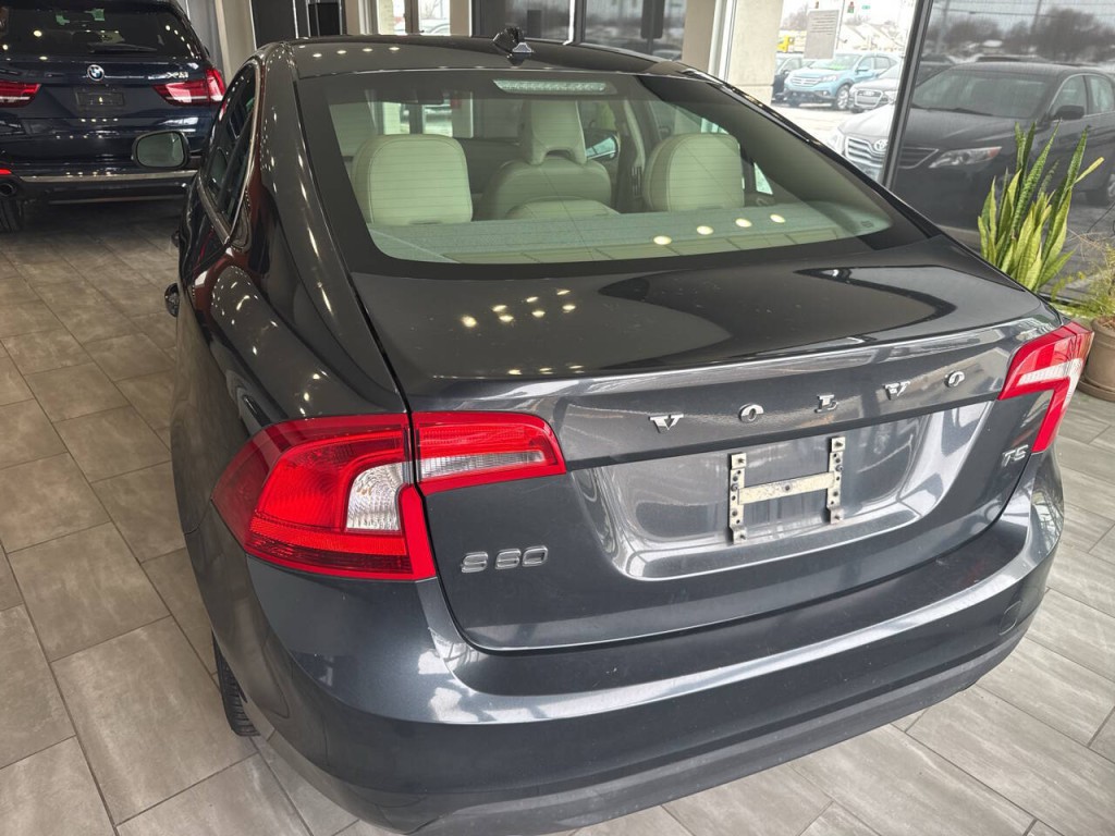 2012 Volvo S60 Image 10