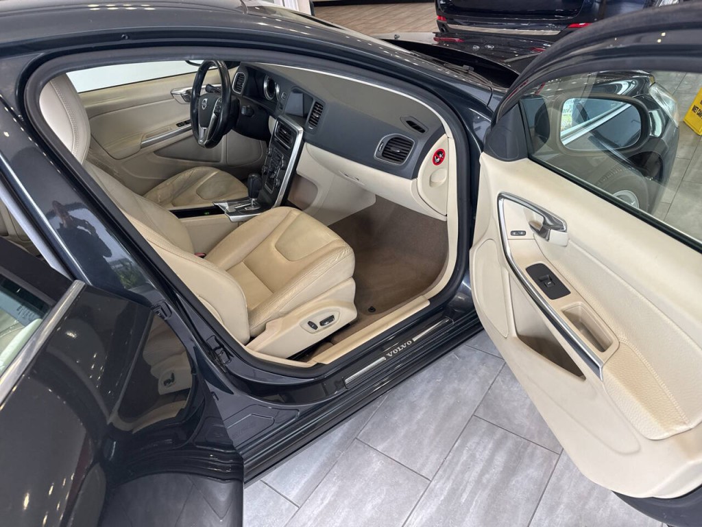 2012 Volvo S60 Image 15