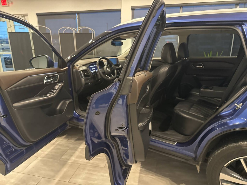 2022 Nissan Rogue Image 14