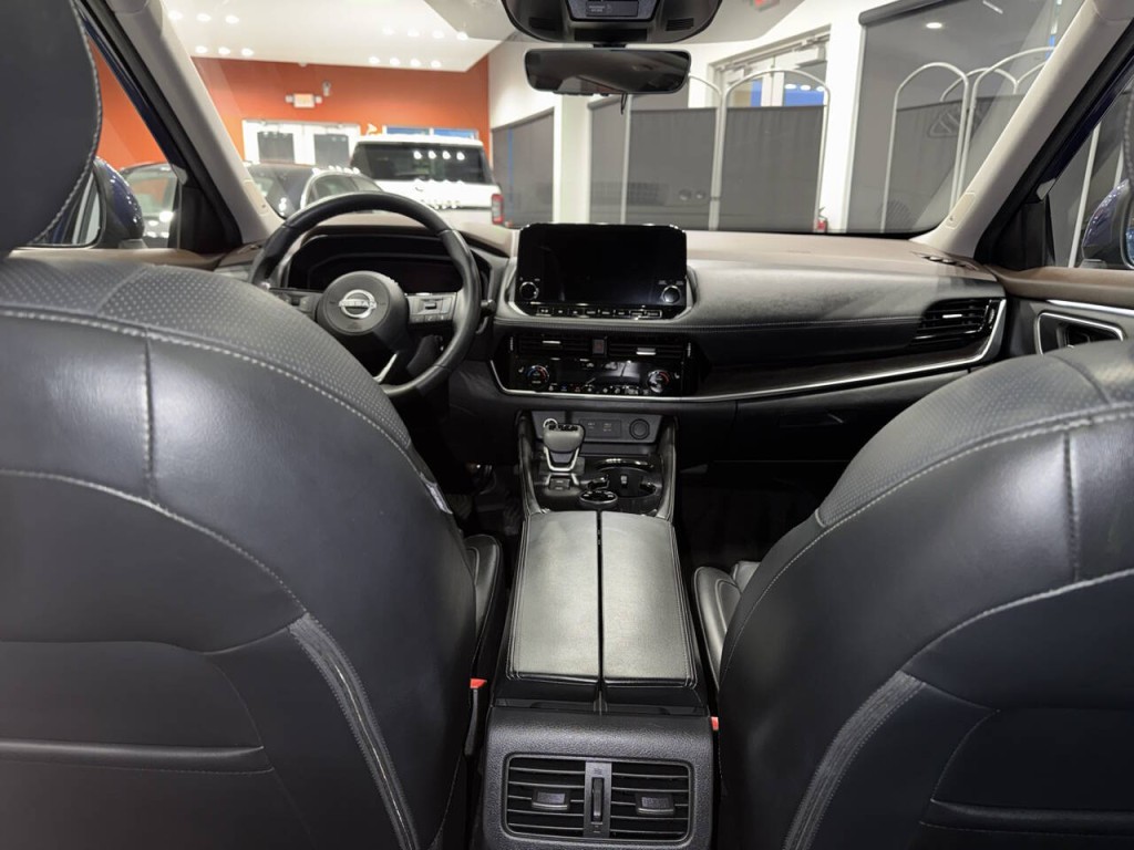 2022 Nissan Rogue Image 36