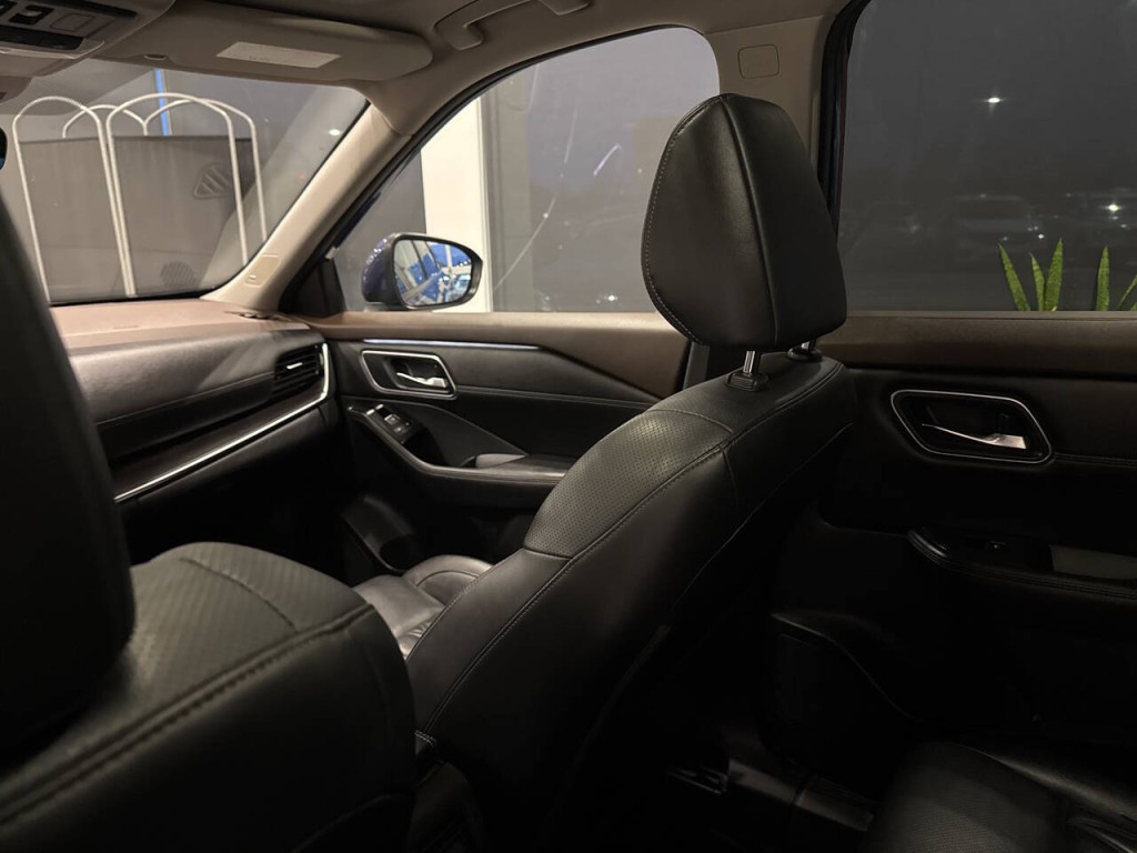 2022 Nissan Rogue Image 39