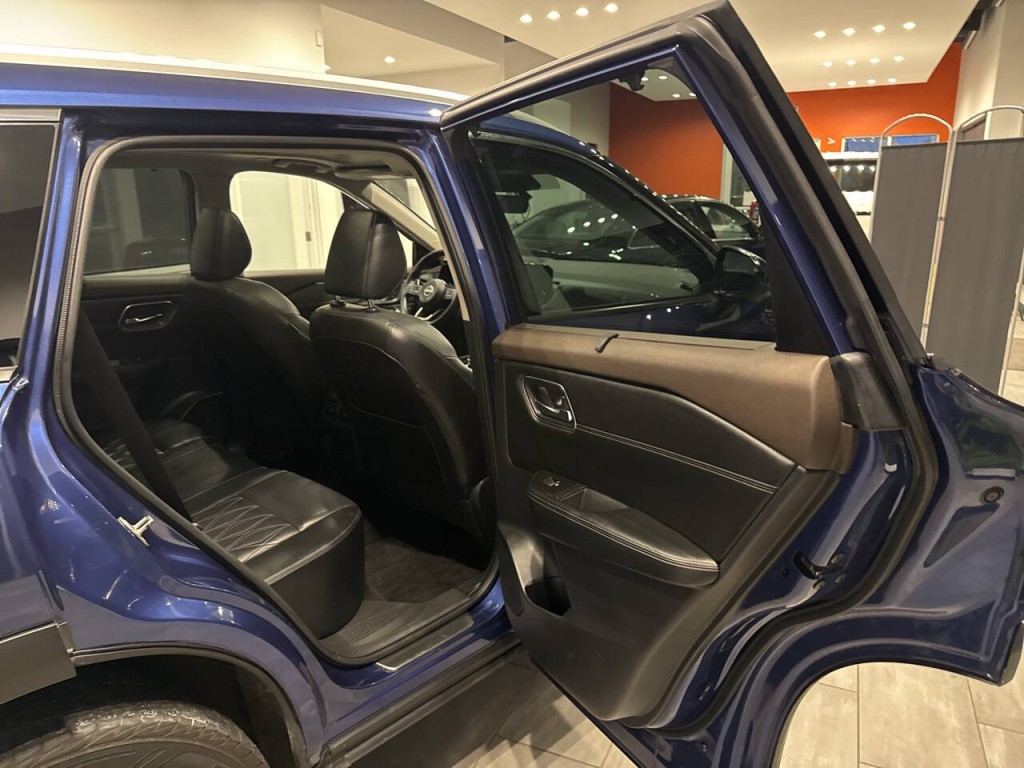 2022 Nissan Rogue Image 42