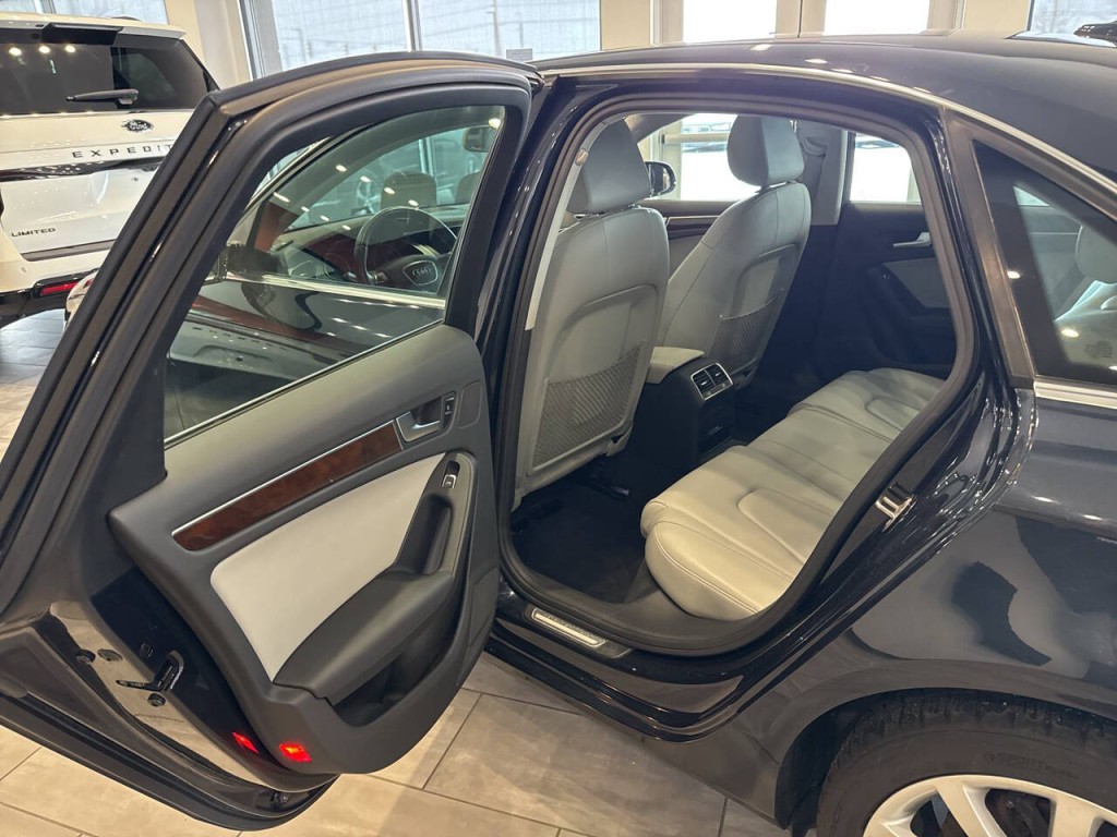 2013 Audi A4 Image 23