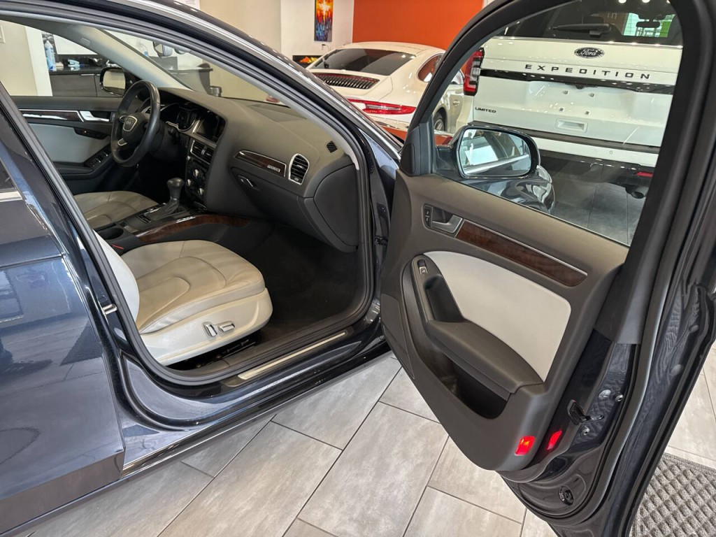 2013 Audi A4 Image 32