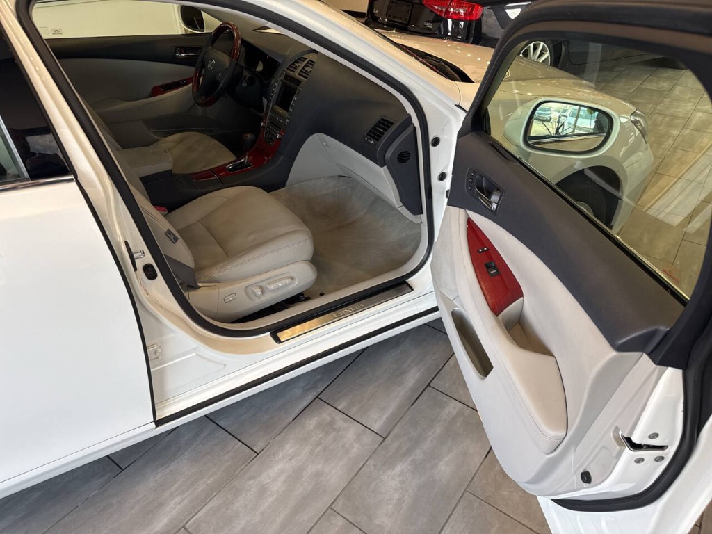 2008 Lexus ES 350 Image 22