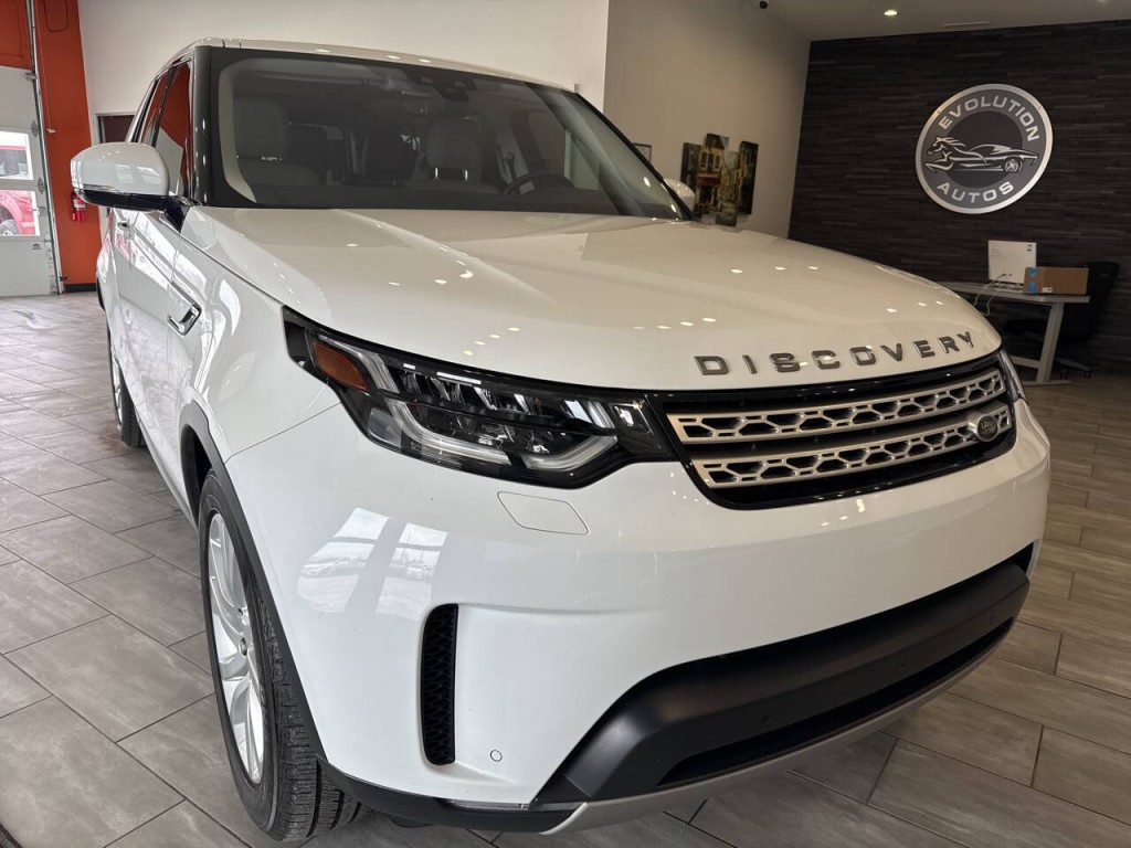 2017 Land Rover Discovery Image 1
