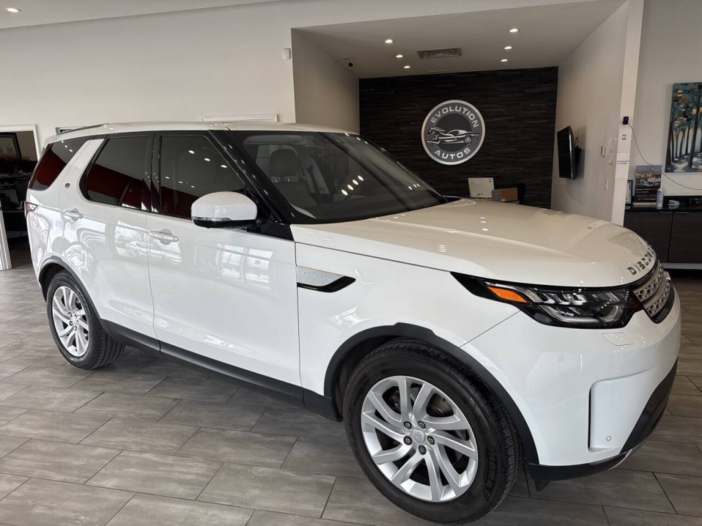 2017 Land Rover Discovery Image 5
