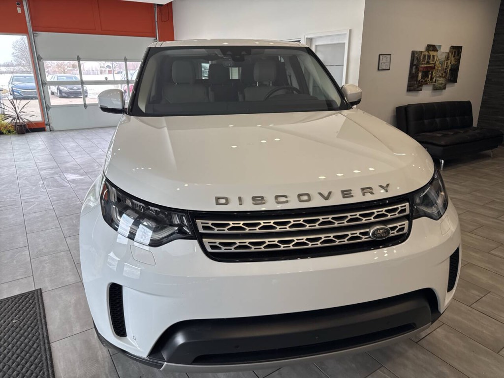 2017 Land Rover Discovery Image 6