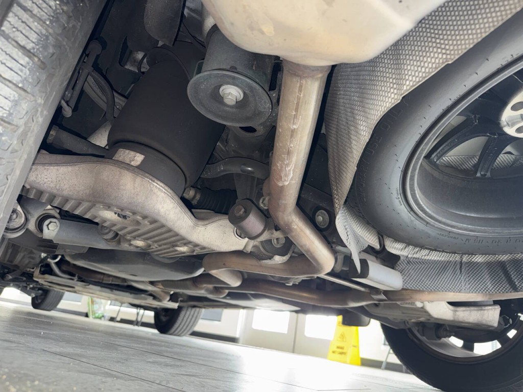 2017 Land Rover Discovery Image 22