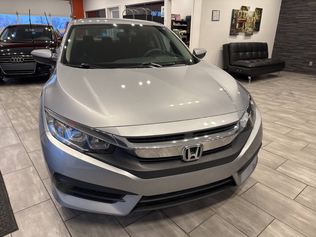 2017 Honda Civic Image 3