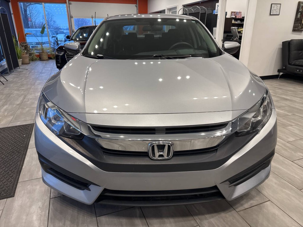 2017 Honda Civic Image 4