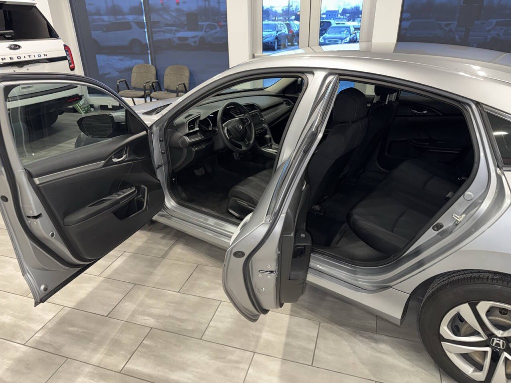 2017 Honda Civic Image 19