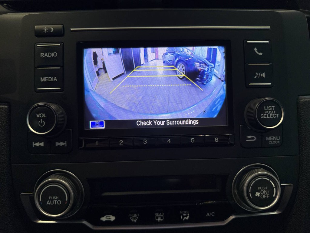 2017 Honda Civic Image 28