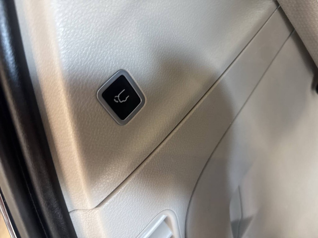 2017 Chrysler Pacifica Image 27