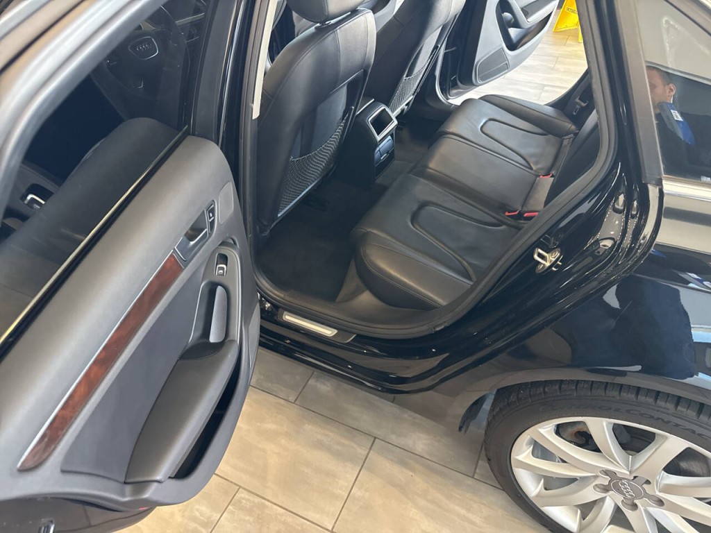 2013 Audi A4 Image 26