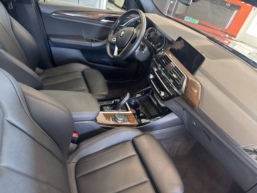 2018 BMW X3 Image 22