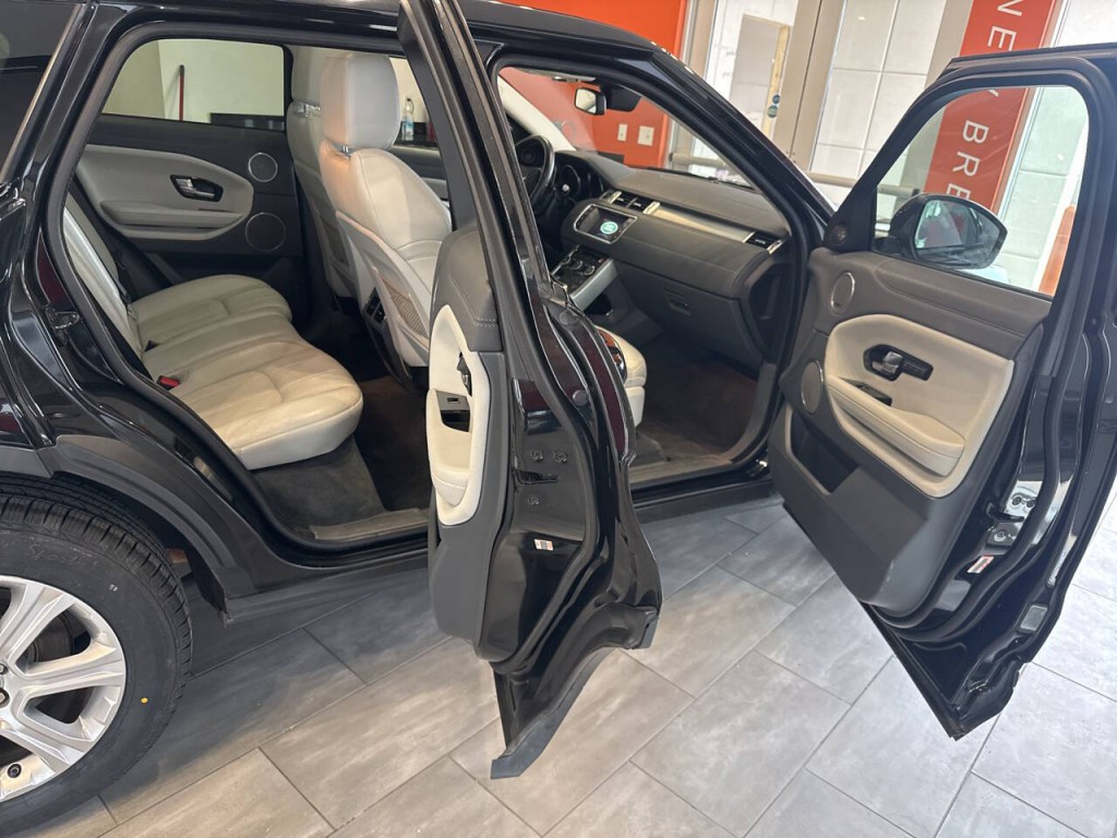 2016 Land Rover Range Rover Evoque Image 15