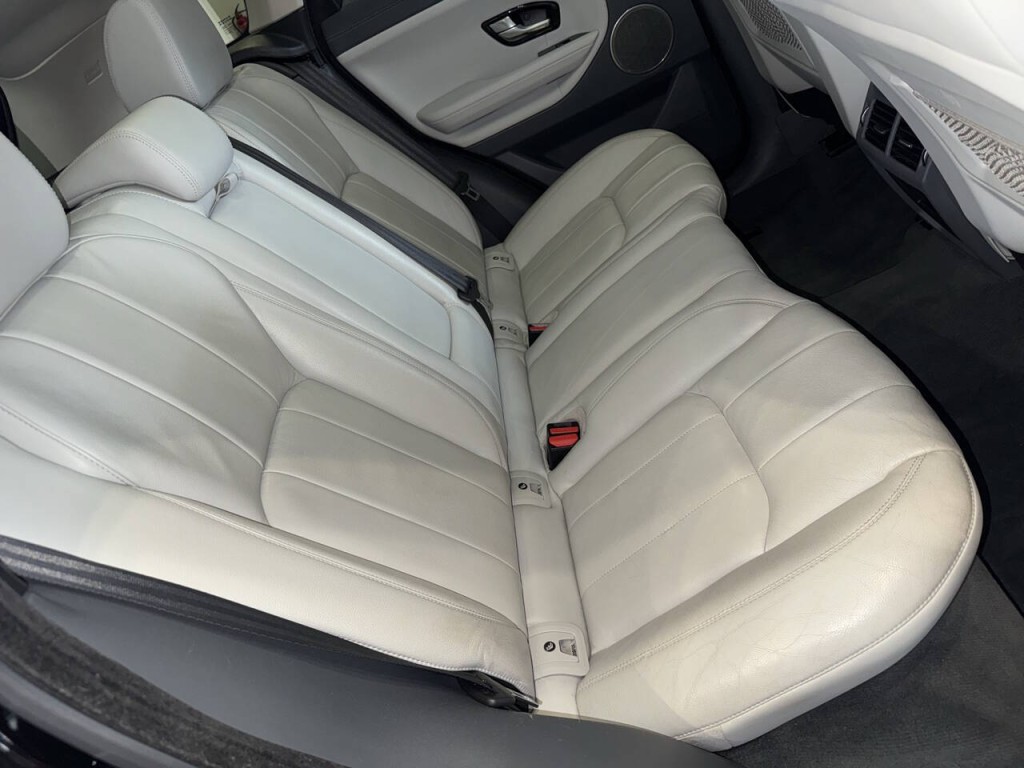 2016 Land Rover Range Rover Evoque Image 22