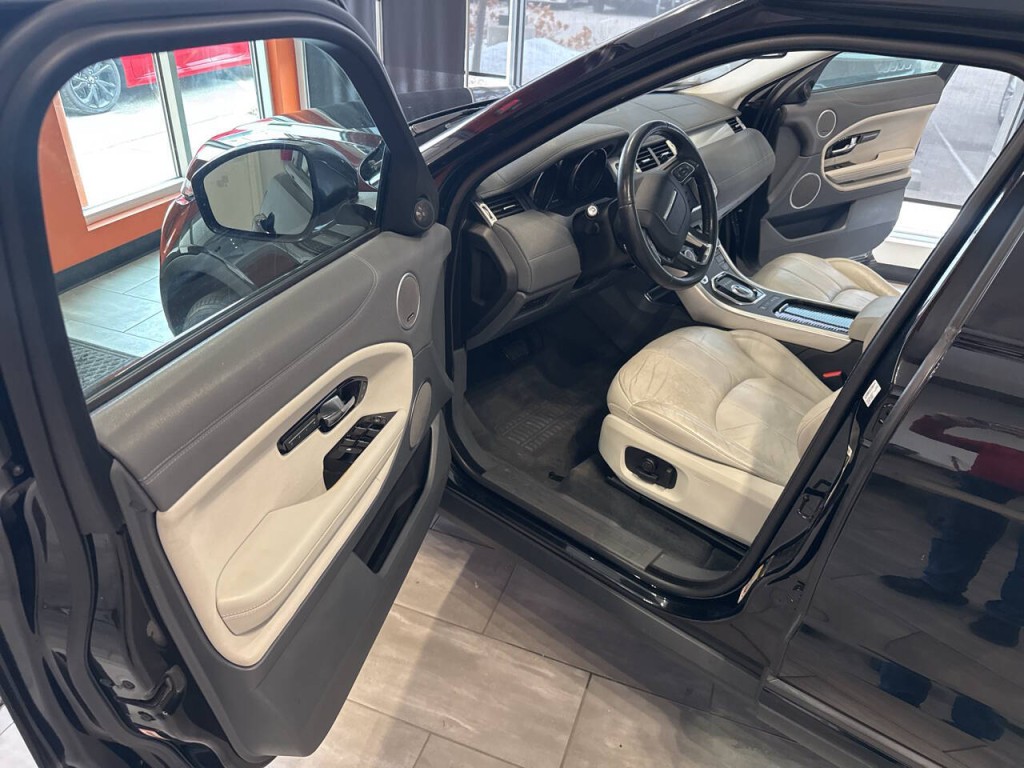 2016 Land Rover Range Rover Evoque Image 23