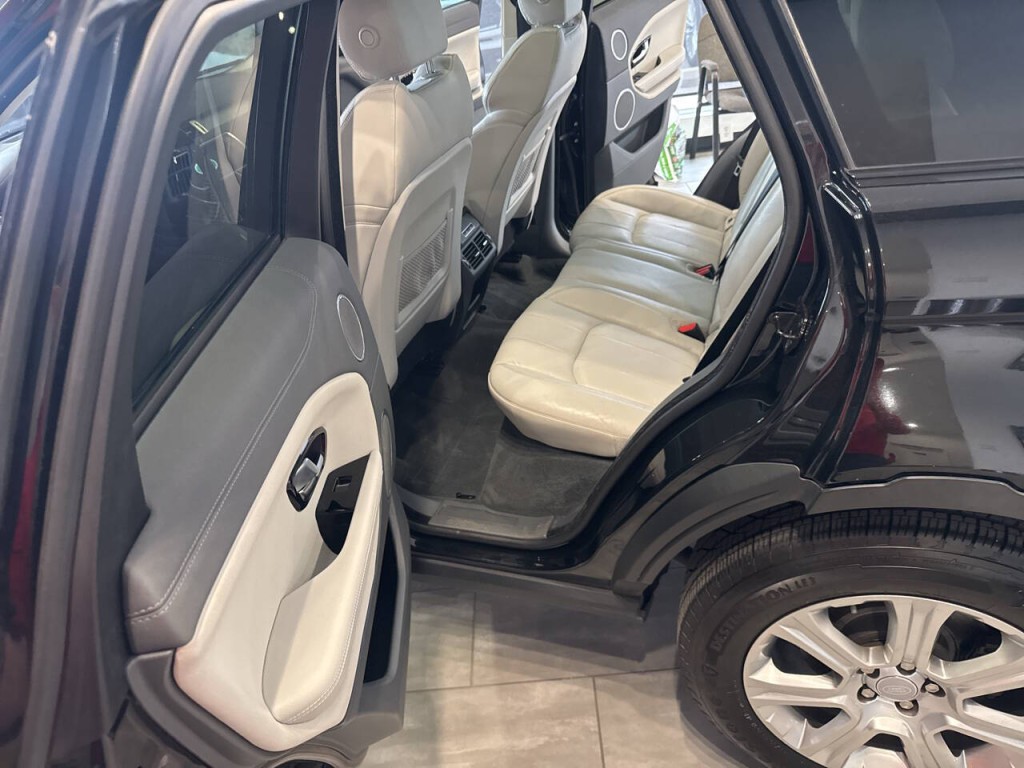 2016 Land Rover Range Rover Evoque Image 26