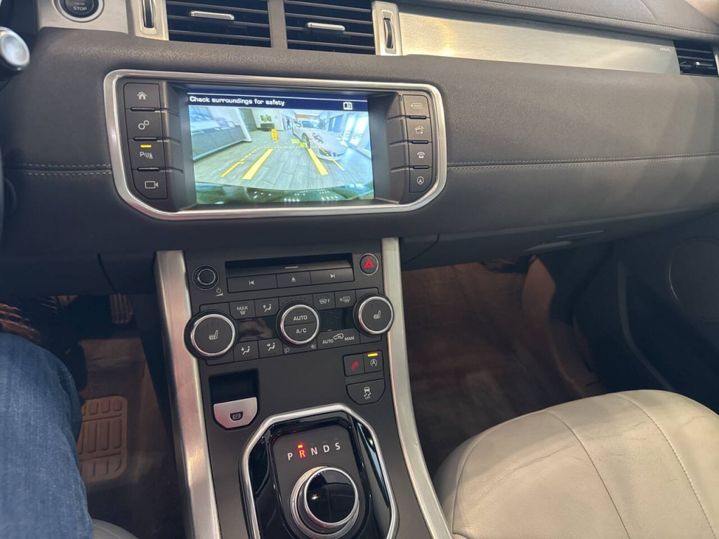 2016 Land Rover Range Rover Evoque Image 35