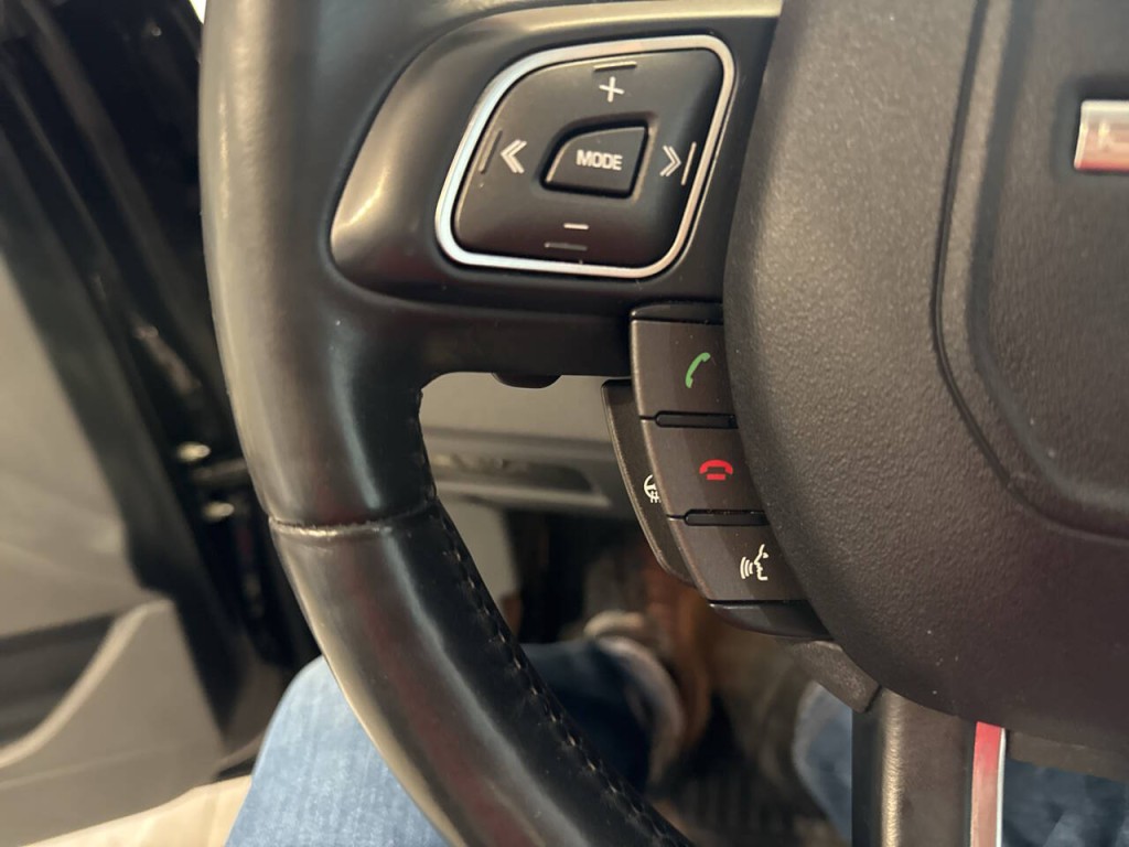 2016 Land Rover Range Rover Evoque Image 38