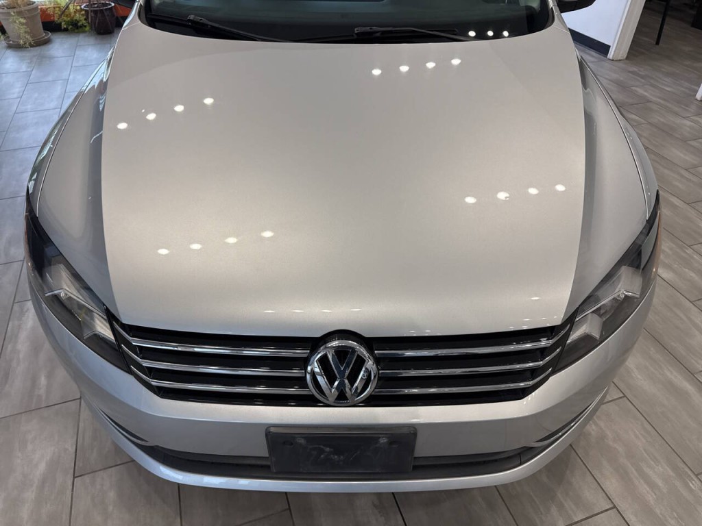 2015 Volkswagen Passat Image 10
