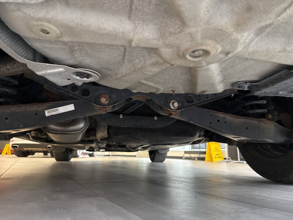 2015 Volkswagen Passat Image 41