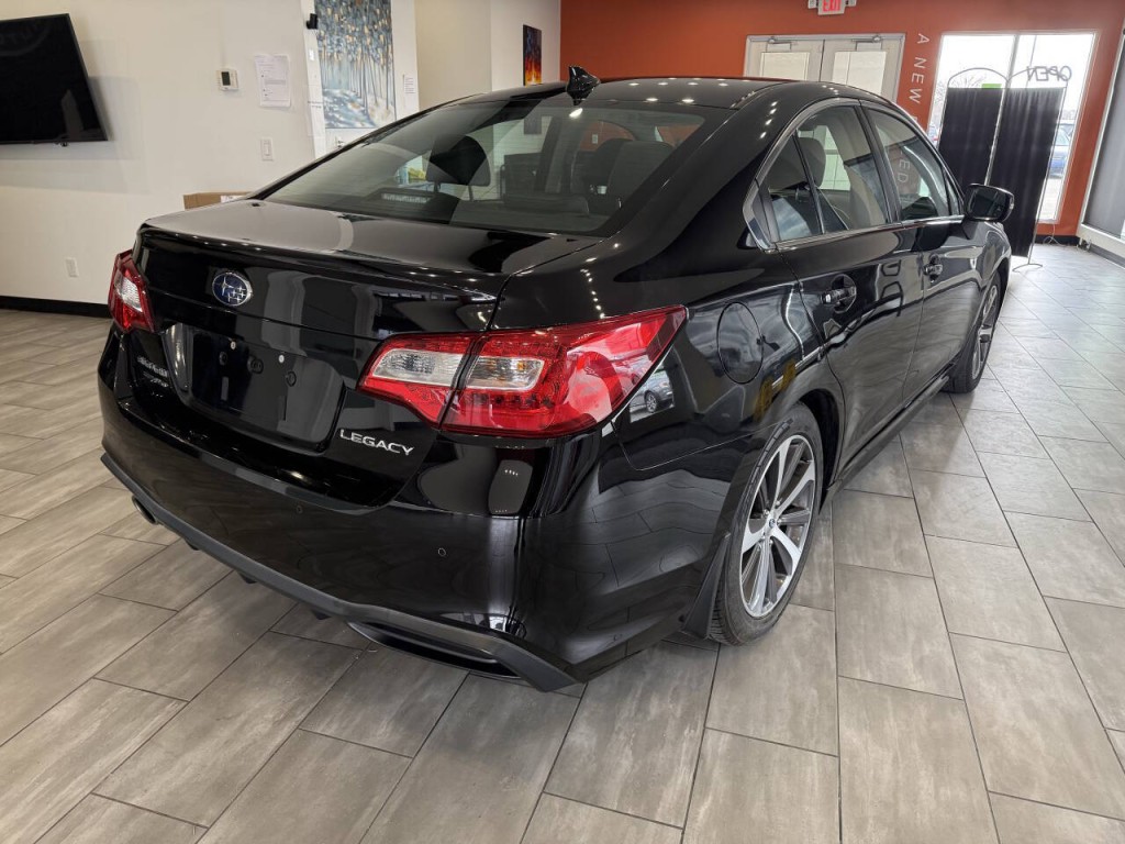 2019 Subaru Legacy Image 11