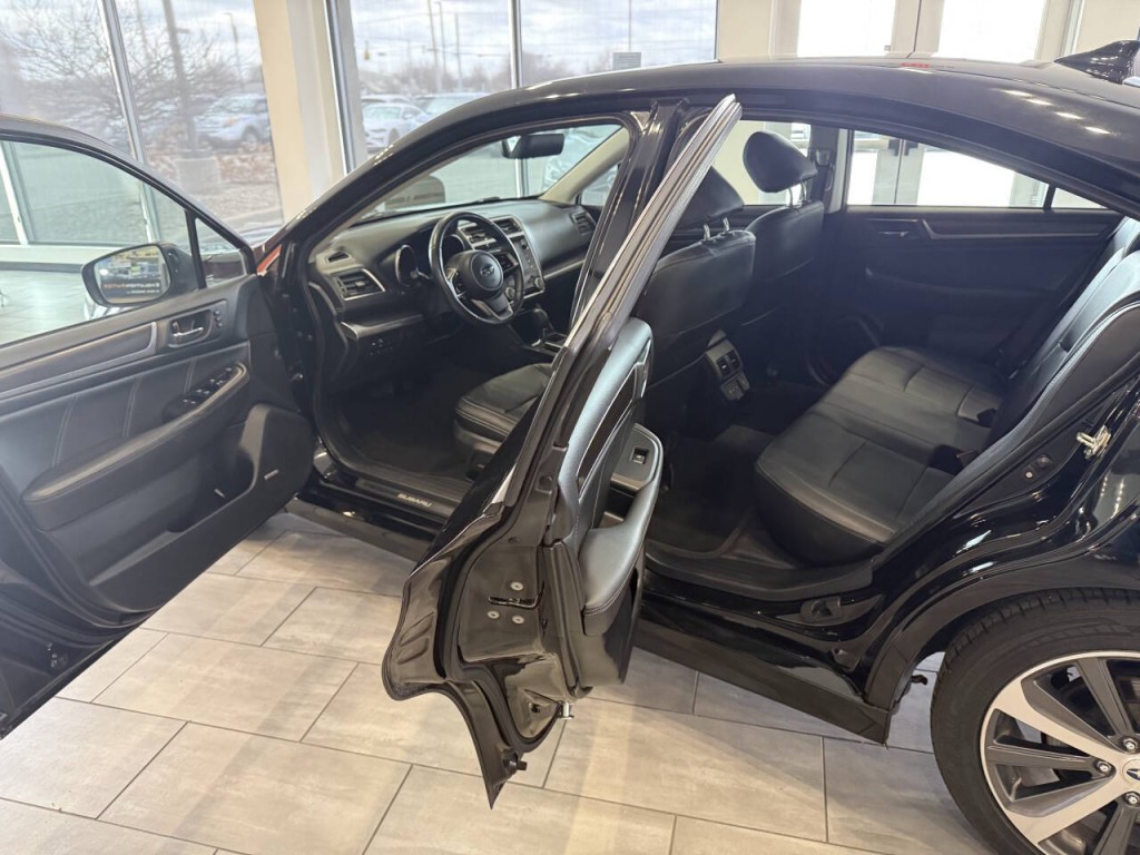 2019 Subaru Legacy Image 16