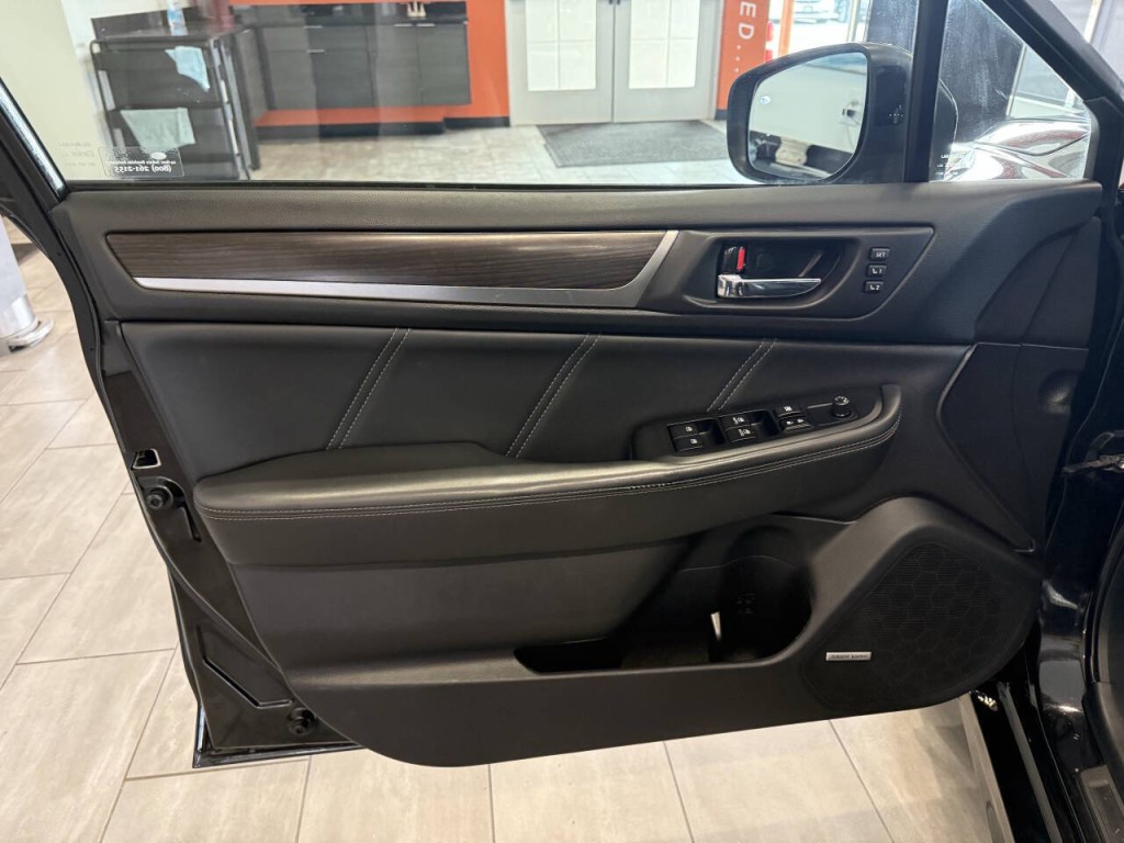 2019 Subaru Legacy Image 18