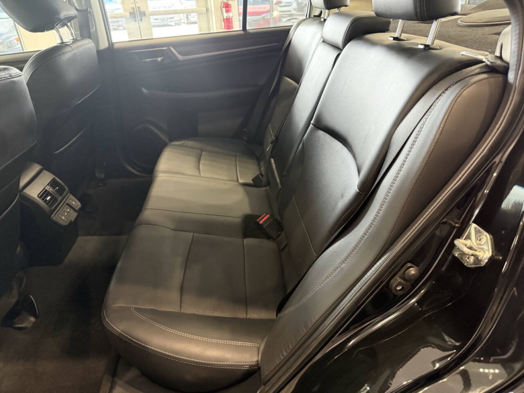 2019 Subaru Legacy Image 33