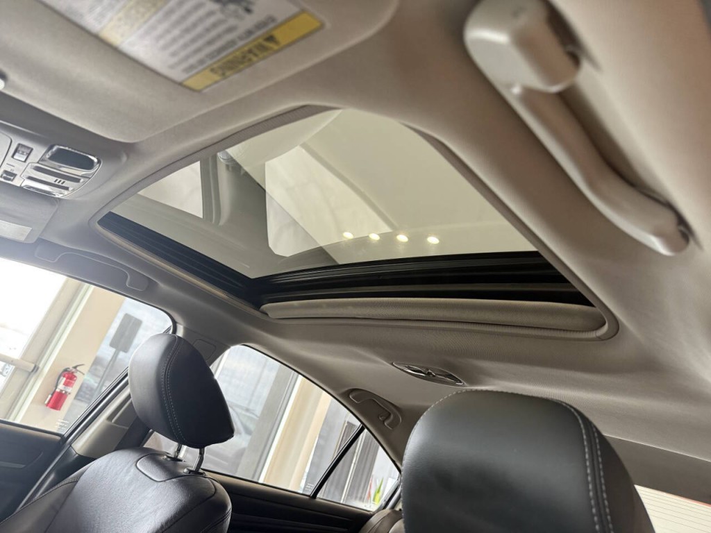 2019 Subaru Legacy Image 36