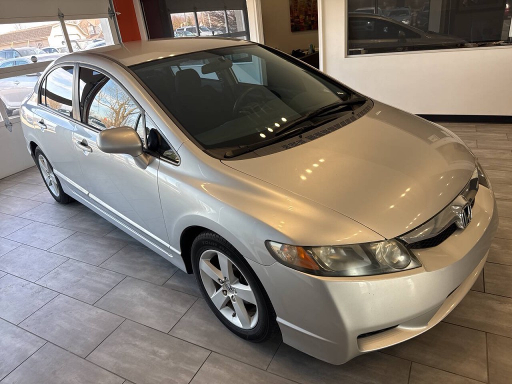 2010 Honda Civic Image 3