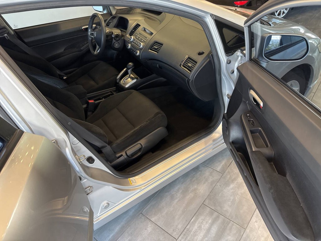 2010 Honda Civic Image 12