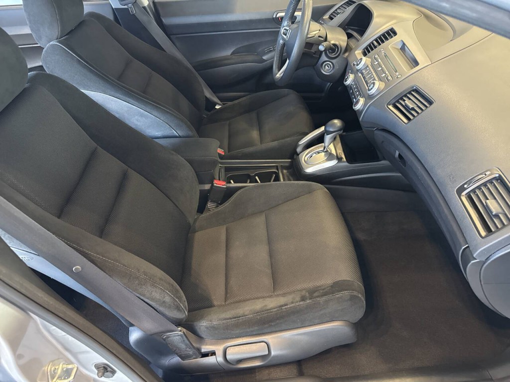 2010 Honda Civic Image 13