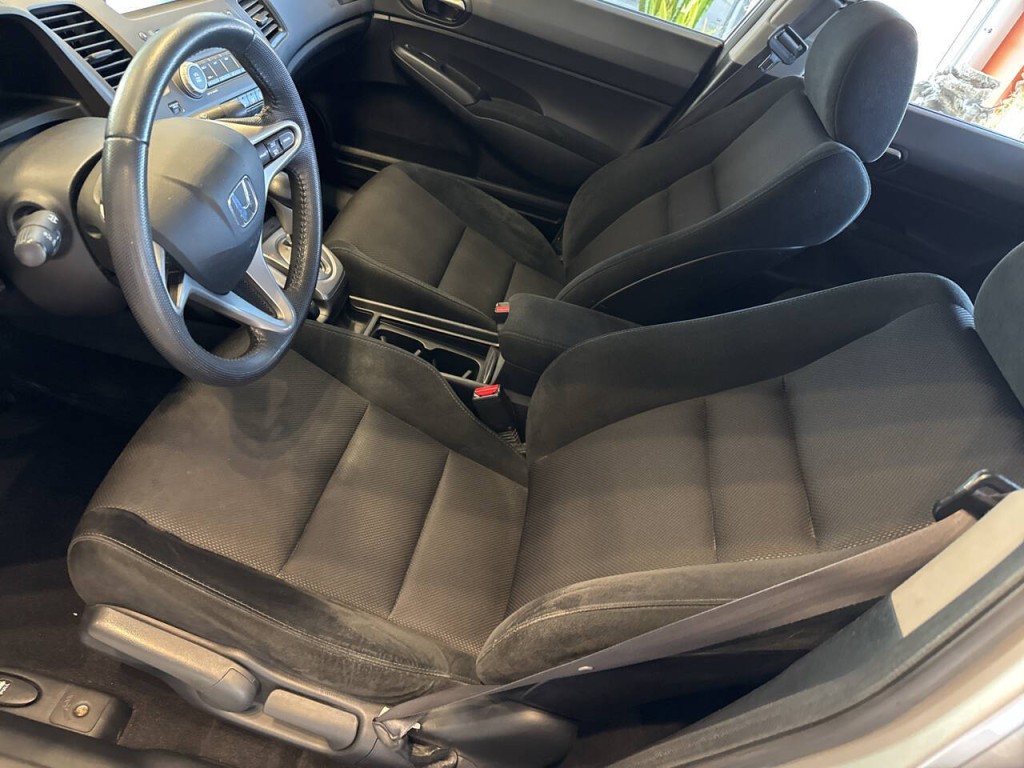 2010 Honda Civic Image 17